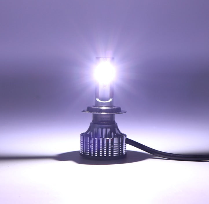 Ampoule LED pour phares. Puissance:  80 Watts