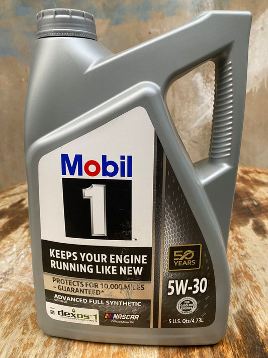 Huile Mobil 1  5W30  full synthetic  5Quarts=4,7Litres